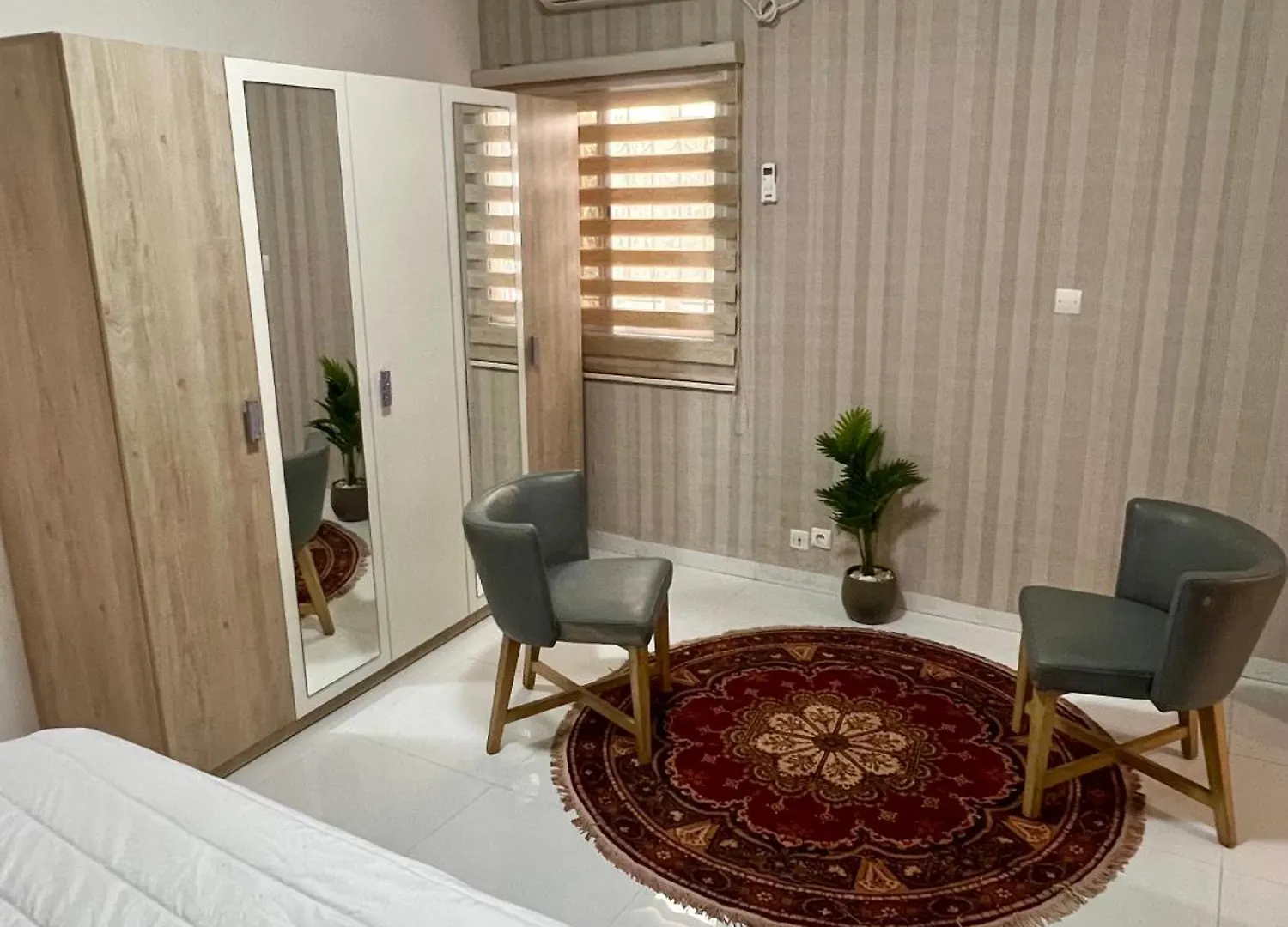 Studios Meubles Luxes Ouest-Foire Dakar 0*,  Senegal